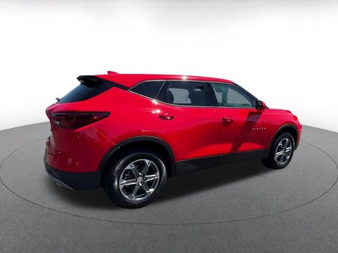 Used 2025 Chevrolet Blazer LT FWD image 15