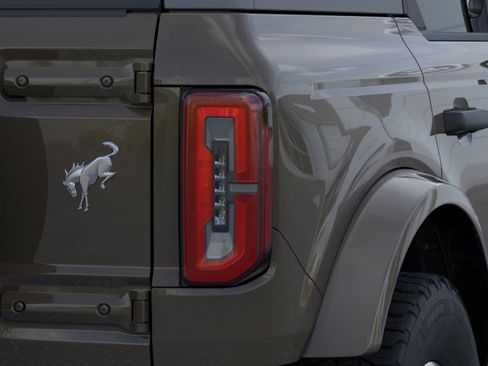 New 2026 Ford Bronco Outer Banks AWD/4WD image 23