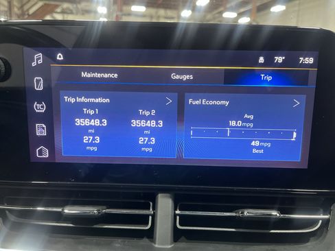 Certified 2024 Chevrolet Trax RS w/ Sunroof Package FWD image 33
