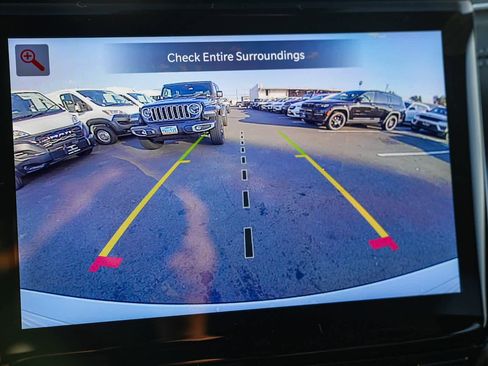 New 2025 Jeep Grand Cherokee Limited image 23