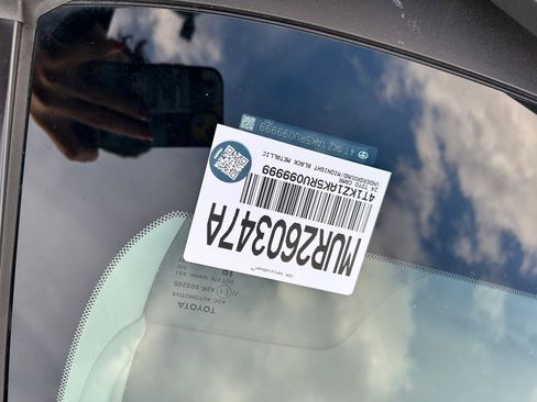 Used 2024 Toyota Camry TRD w/ TRD Package w/JBL Audio image 31