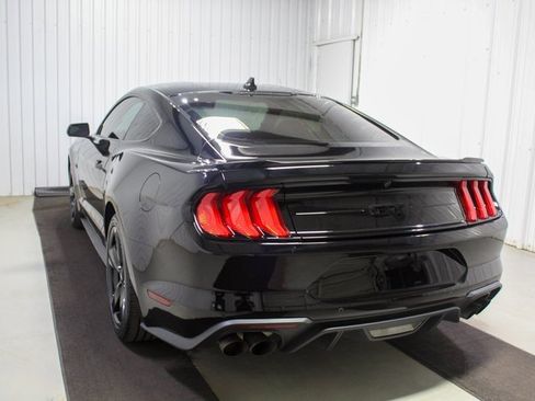 Used 2022 Ford Mustang GT w/ Equipment Group 301A image 4