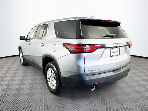 Used 2023 Chevrolet Traverse LS w/ Safety Package FWD image 7