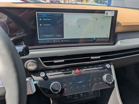 New 2025 Hyundai Sonata Limited image 12