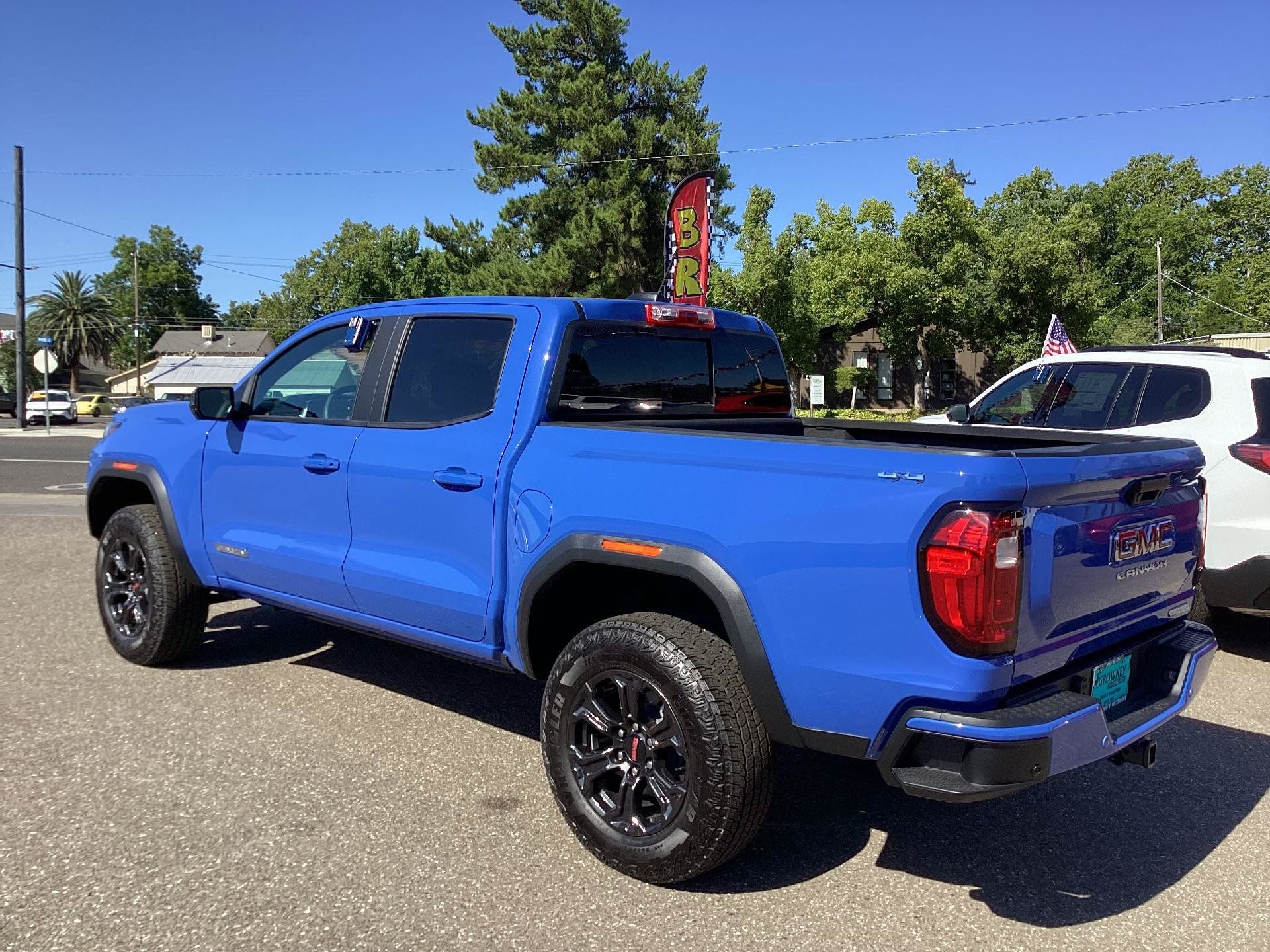 New 2025 GMC Canyon Elevation w/ Convenience Package AWD/4WD image 3