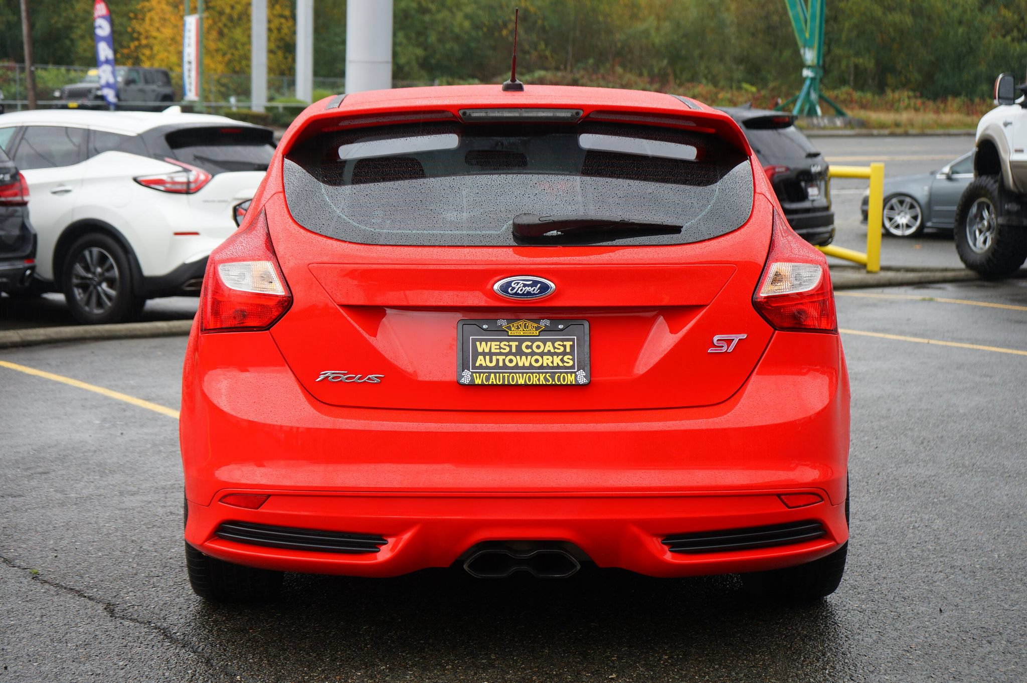 Used 2013 Ford Focus ST FWD image 4