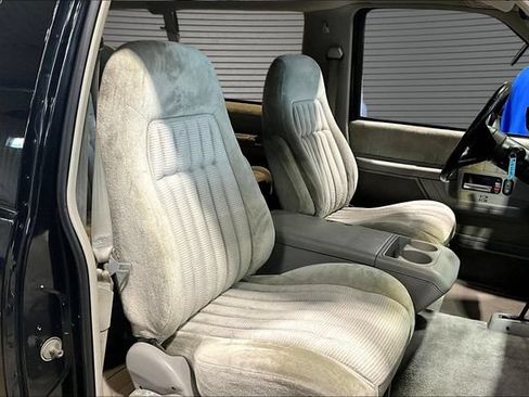 Used 1993 GMC Yukon 4WD 2-Door image 17