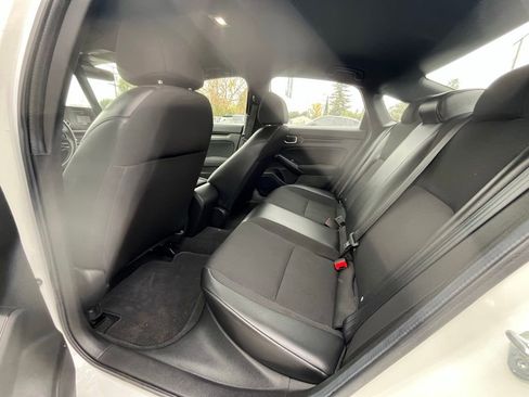 Used 2024 Honda Civic Sport image 8