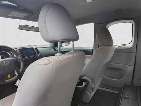 Used 2015 Toyota Tacoma 2WD Access Cab image 24