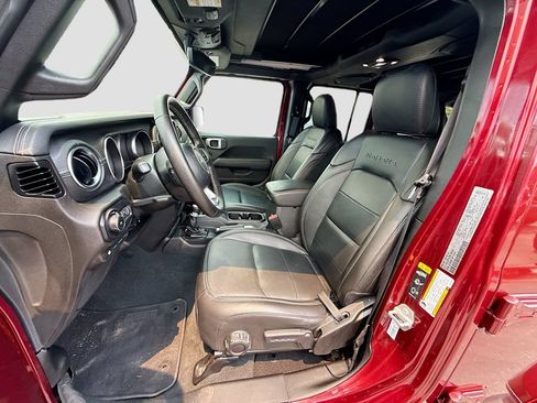 Used 2022 Jeep Wrangler Unlimited Sahara AWD/4WD image 23