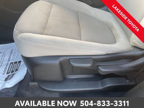 Used 2023 Chevrolet Traverse LS w/ Safety Package image 28