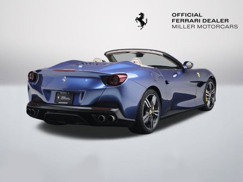 Certified 2020 Ferrari Portofino image 7