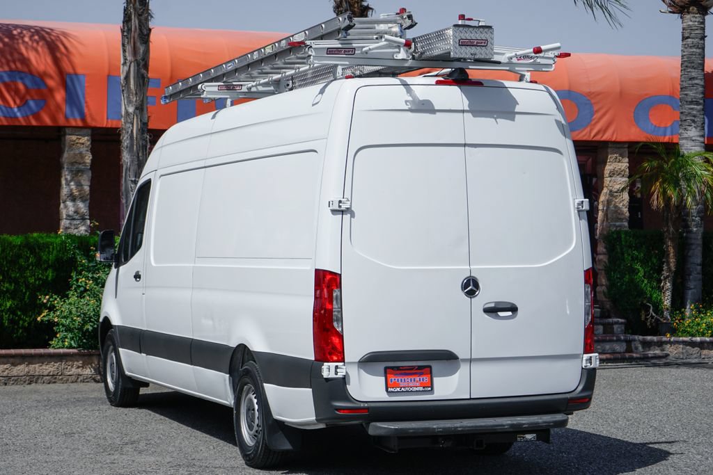 Used 2019 Mercedes-Benz Sprinter 170 Cargo image 6