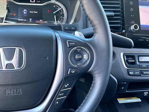 Used 2023 Honda Ridgeline RTL-E image 13