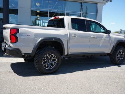 New 2026 Chevrolet Colorado ZR2 w/ Technology Package AWD/4WD image 9