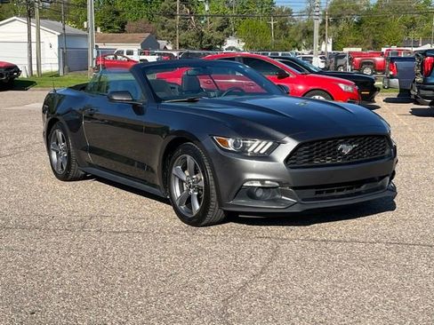 Used 2017 Ford Mustang Convertible w/ Equipment Group 051A RWD image 15