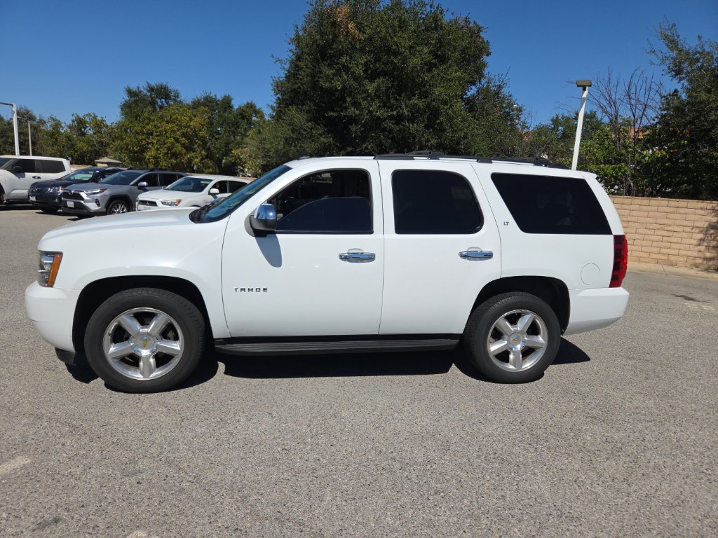Used 2010 Chevrolet Tahoe LT w/ Regional Value Package RWD image 2