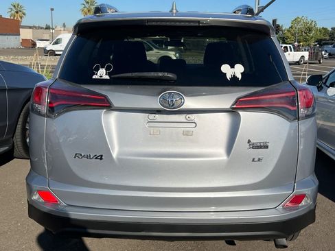 Used 2017 Toyota RAV4 LE w/ Carpet Mat Package FWD image 5