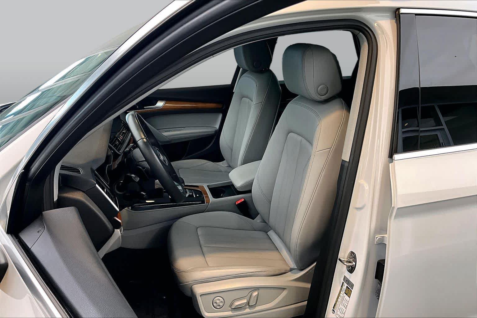 Used 2023 Audi Q5 2.0T Premium Plus AWD/4WD image 8
