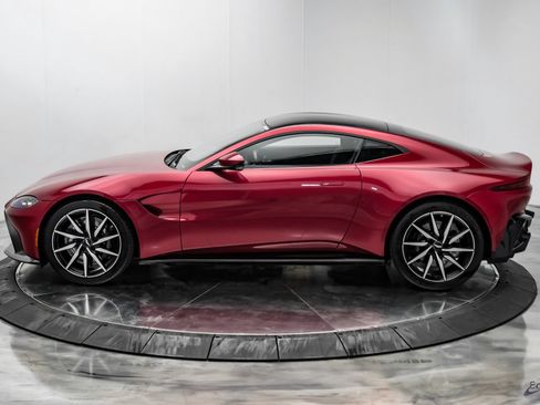 Used 2019 Aston Martin V8 Vantage Coupe RWD image 9
