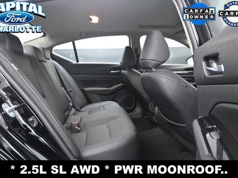 Used 2024 Nissan Altima 2.5 SL AWD/4WD image 11
