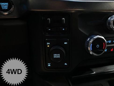 Used 2025 Ford F250 King Ranch w/ FX4 Off-Road Package AWD/4WD image 28