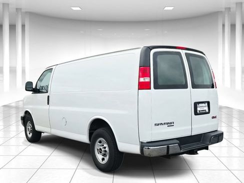 Used 2014 GMC Savana 2500 RWD image 3