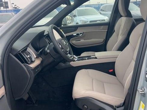 New 2026 Volvo XC90 T8 Plus w/ Protection Package Premier image 22