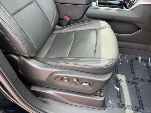 Used 2023 GMC Yukon Denali w/ Max Trailering Package AWD/4WD image 15