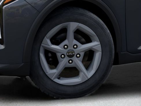 New 2025 Kia K4 LXS image 9