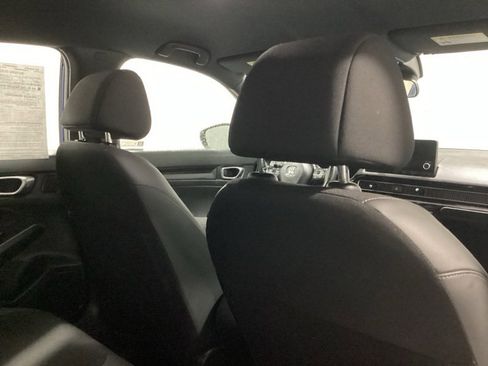 Used 2023 Honda Civic Sport image 11