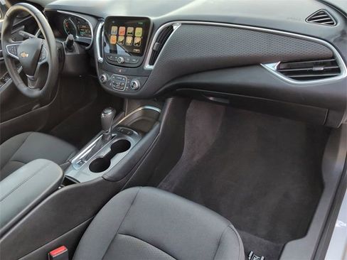 Certified 2016 Chevrolet Malibu Hybrid w/ Driver Confidence Package image 27