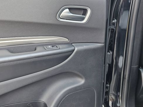 Used 2019 Dodge Durango SXT w/ 3rd Row Seating Group RWD image 23