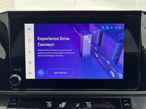 Certified 2025 Toyota Camry SE image 25