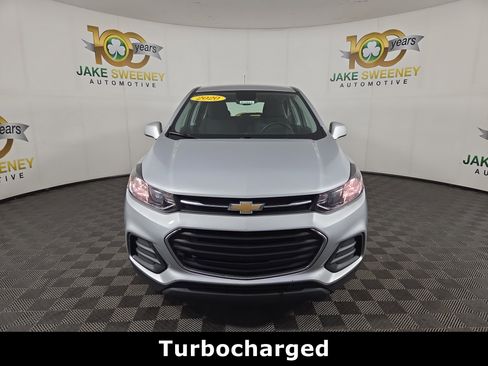 Used 2020 Chevrolet Trax LS image 2