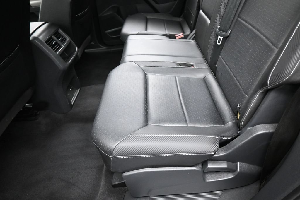 Used 2021 Volkswagen Atlas Cross Sport SE w/ Panoramic Sunroof Package FWD image 33