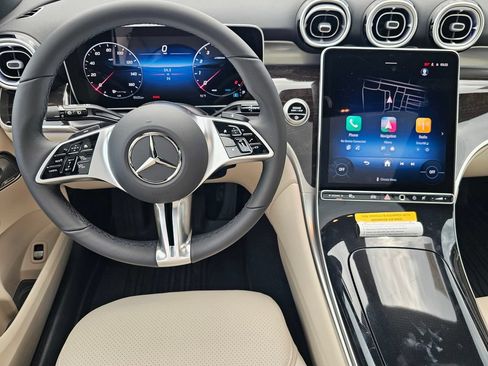 New 2026 Mercedes-Benz GLC 300 image 18