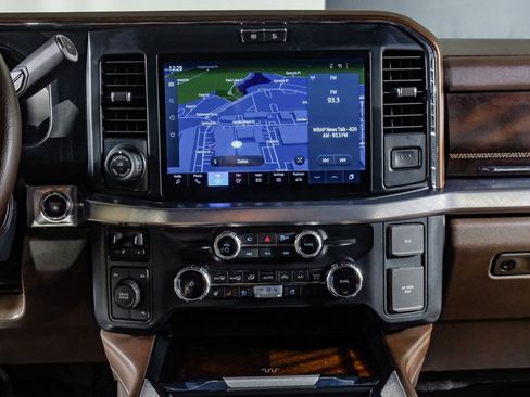 Used 2025 Ford F350 King Ranch image 24