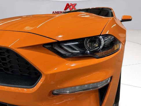 Used 2020 Ford Mustang Coupe RWD image 11
