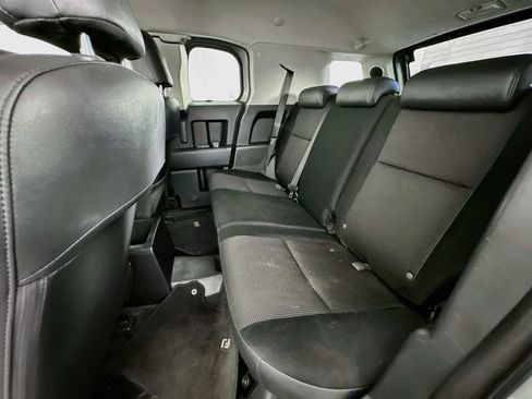 Used 2010 Toyota FJ Cruiser 4WD image 23