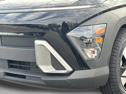 Certified 2024 Hyundai Kona SEL w/ Convenience Package image 12