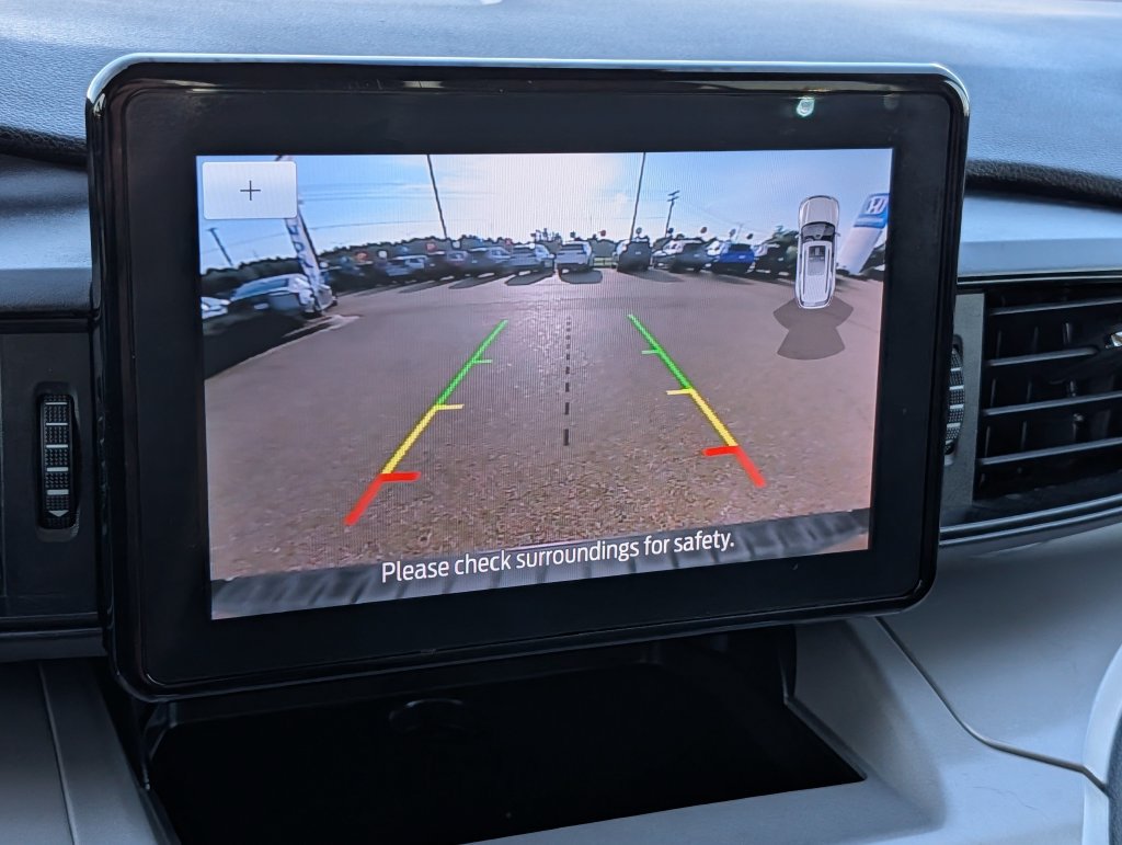 Used 2023 Ford Explorer XLT w/ Class IV Trailer Tow Package RWD image 17