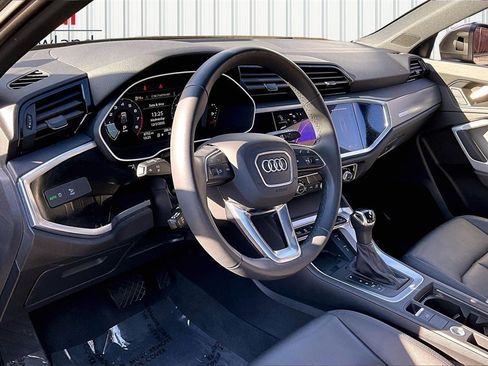Certified 2024 Audi Q3 2.0T Premium w/ Convenience Package image 17