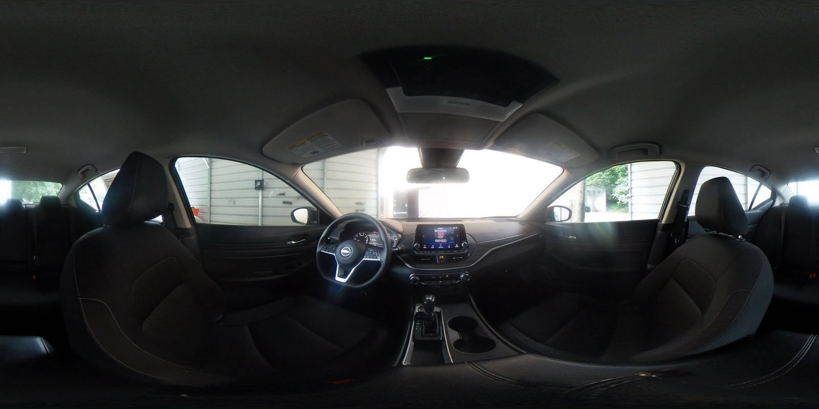 Used 2025 Nissan Altima 2.5 SV FWD image 60