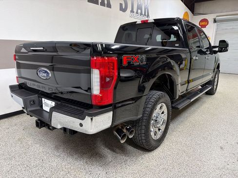Used 2017 Ford F250 Lariat w/ Lariat Ultimate Package AWD/4WD image 36