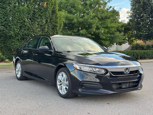 Used 2020 Honda Accord LX image 2