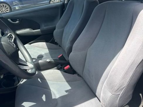 Used 2013 Honda Fit image 5