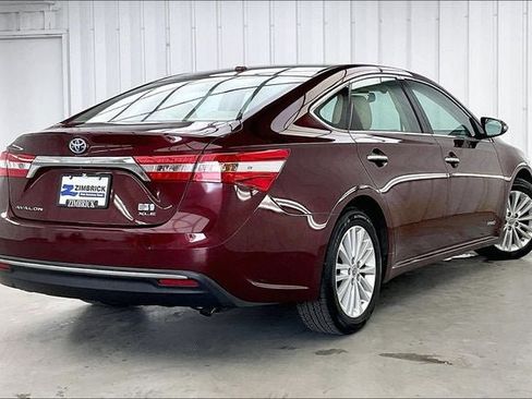 Used 2013 Toyota Avalon XLE Touring FWD image 12