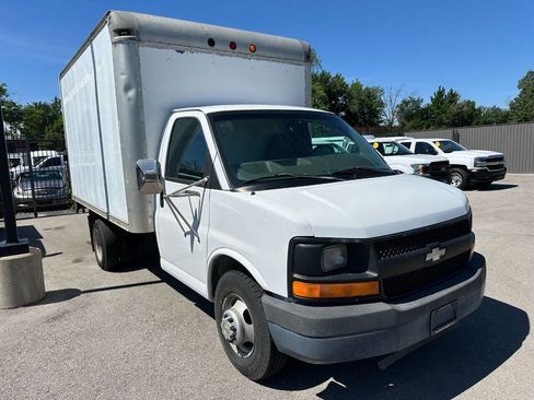 Used 2003 Chevrolet Express 3500 image 1