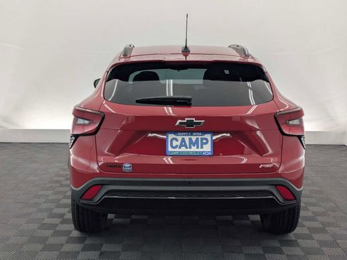 New 2026 Chevrolet Trax RS FWD image 5